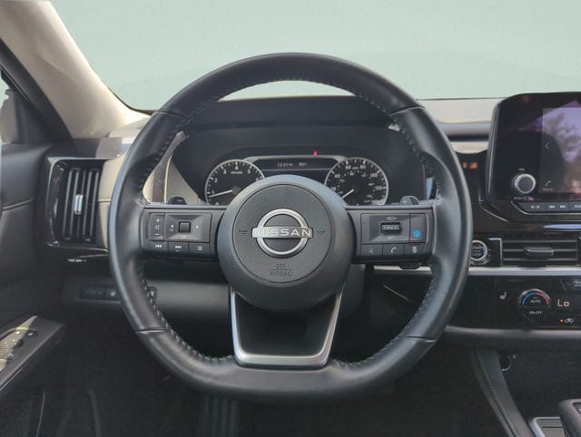 2024 Nissan Pathfinder SV - Photo 25