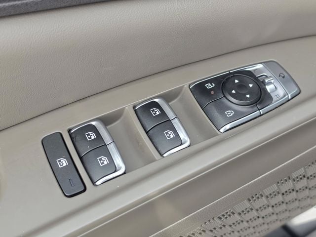 2025 Kia Carnival EX - Photo 29