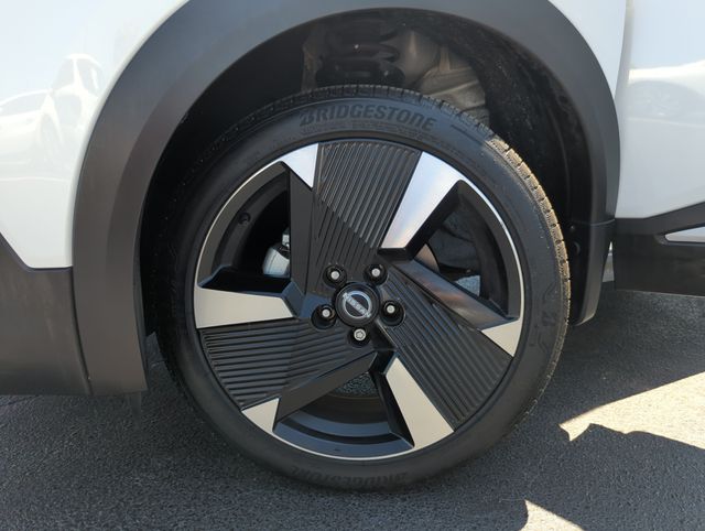 2025 Nissan Kicks SR - Photo 48
