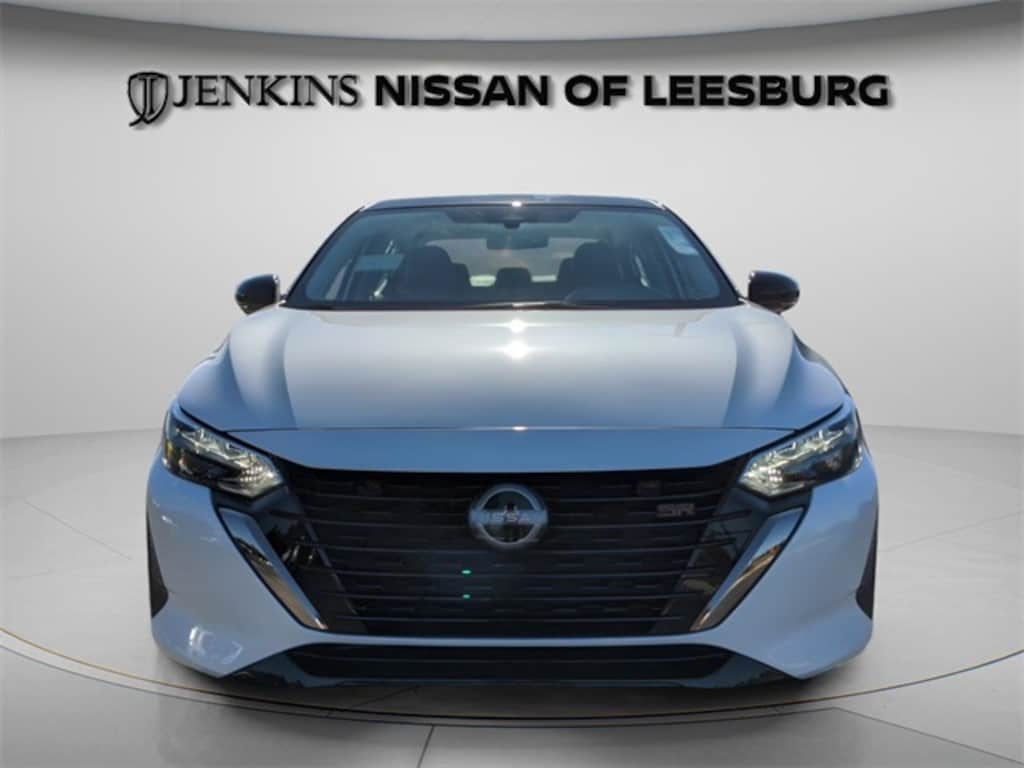 New 2025 Nissan Sentra SR Sedan