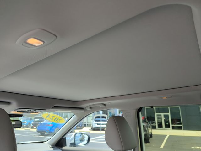 2024 Nissan Rogue SL - Photo 31
