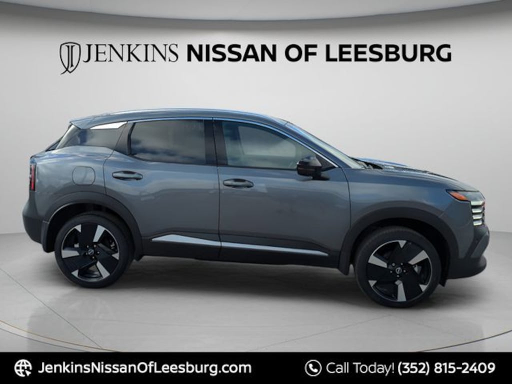 New 2026 Nissan Kicks SR SUV