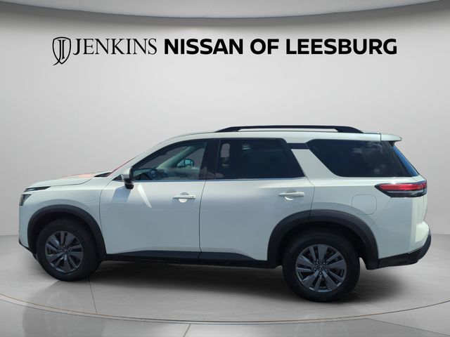 2024 Nissan Pathfinder SV - Photo 10