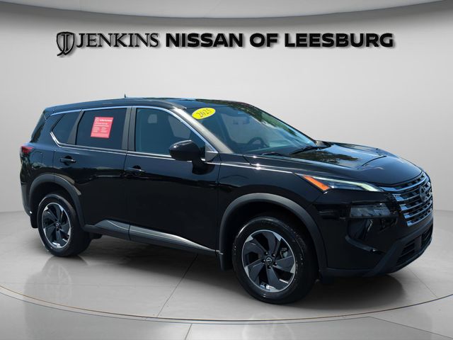 2025 Nissan Rogue SV FWD's photo