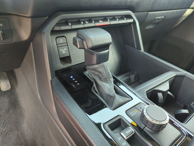 2024 Toyota Tundra SR5 - Photo 38