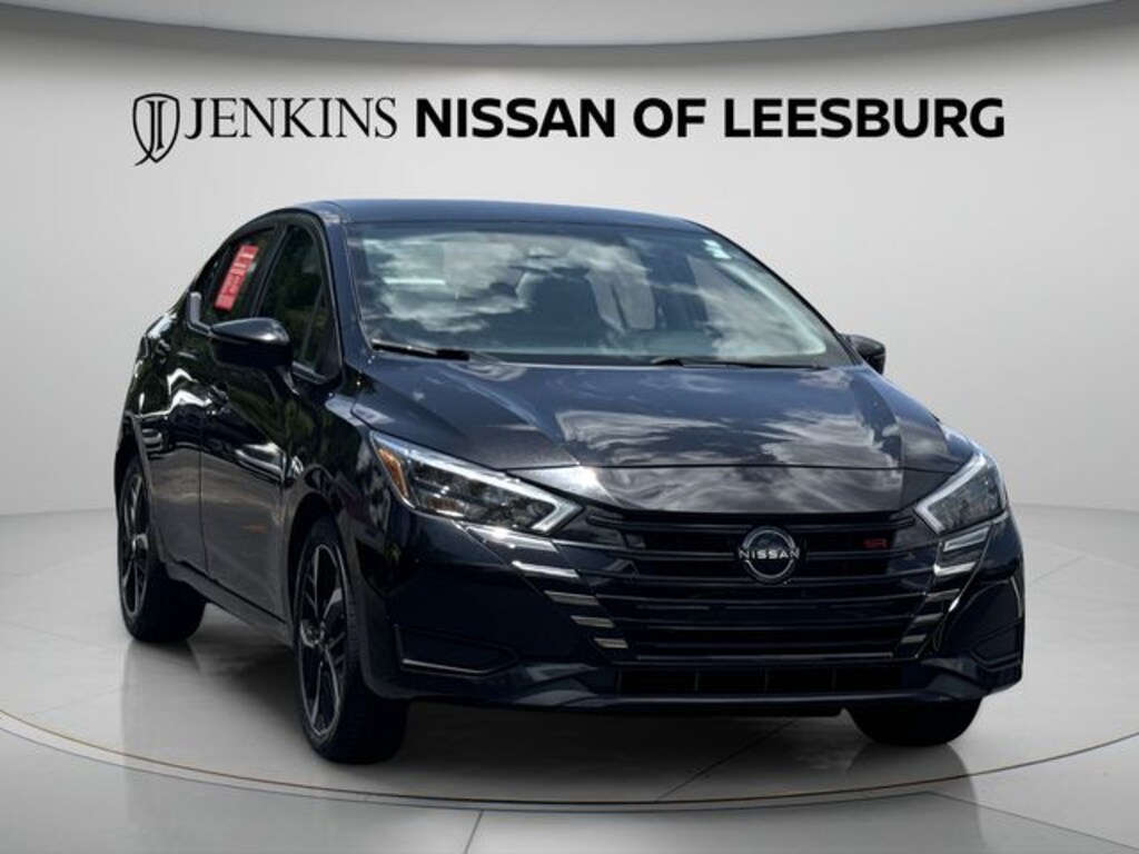 Certified 2024 Nissan Versa 1.6 SR Sedan