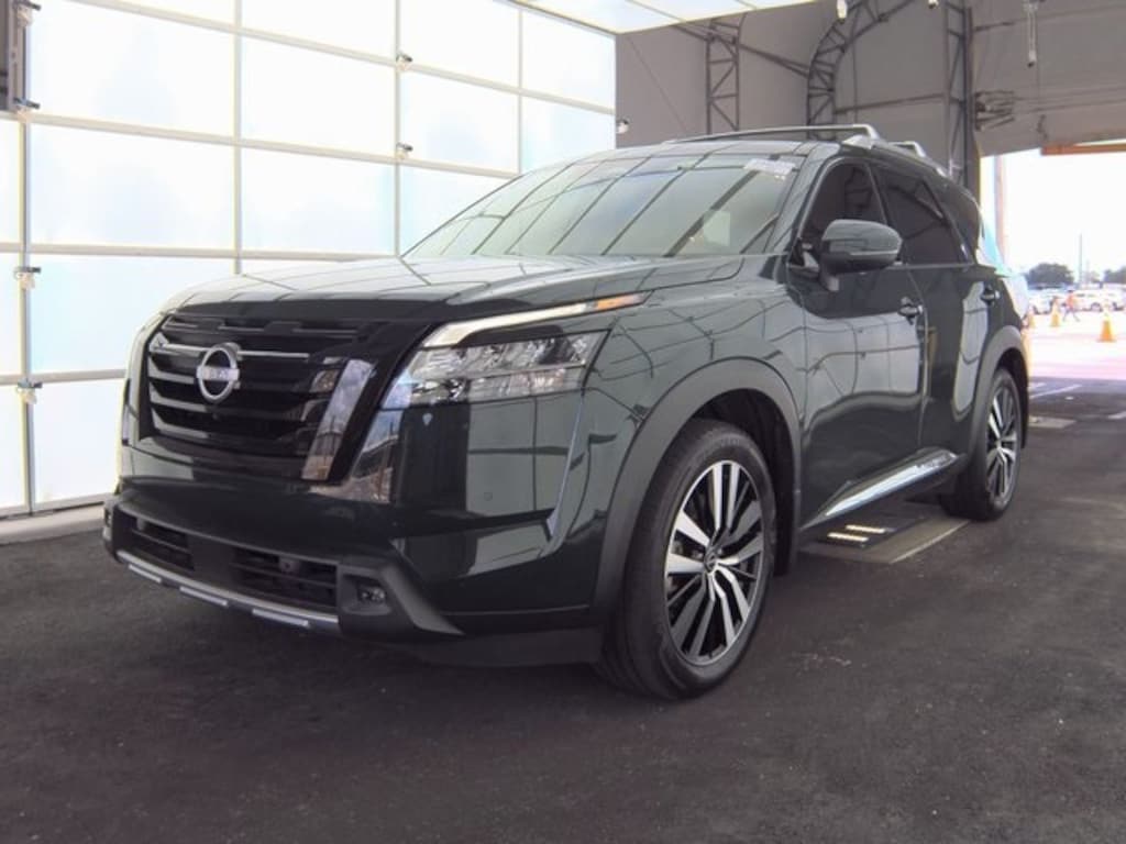 Certified 2025 Nissan Pathfinder SV SUV