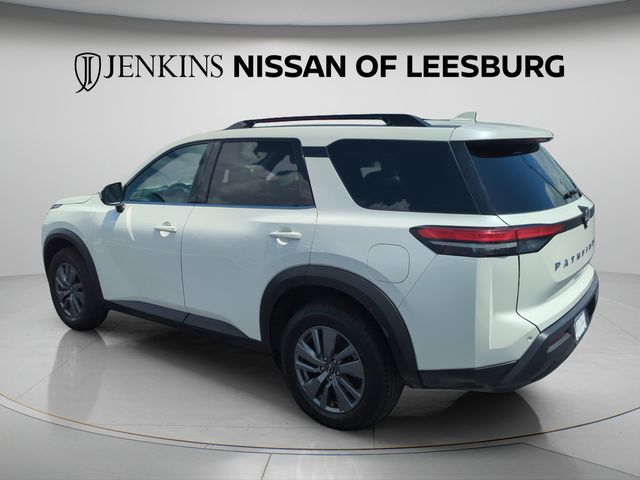 2024 Nissan Pathfinder SV - Photo 9