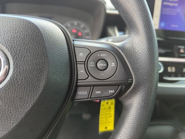 2024 Toyota Corolla LE - Photo 38