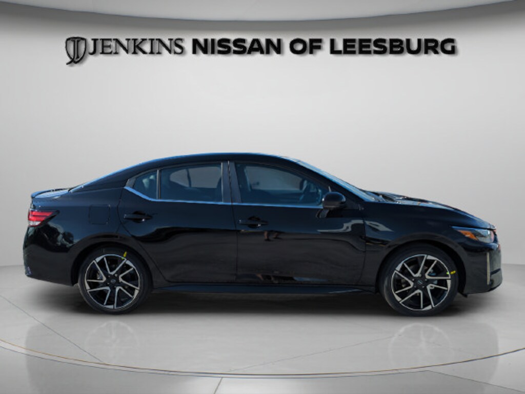 Certified 2025 Nissan Sentra SR Sedan