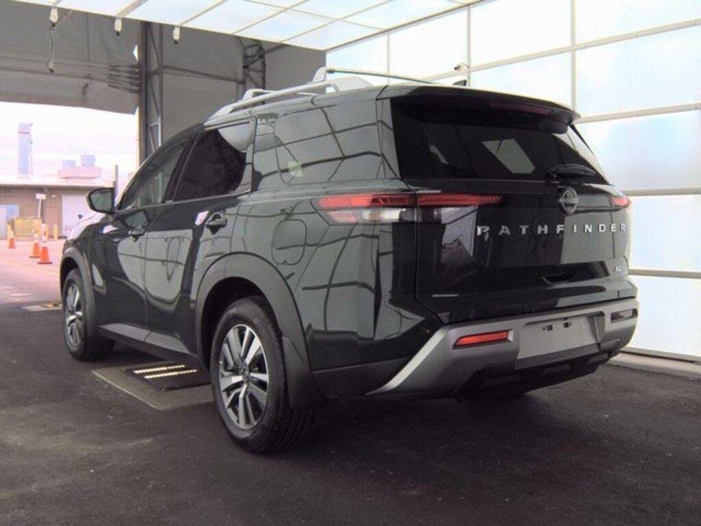 Certified 2024 Nissan Pathfinder SL SUV