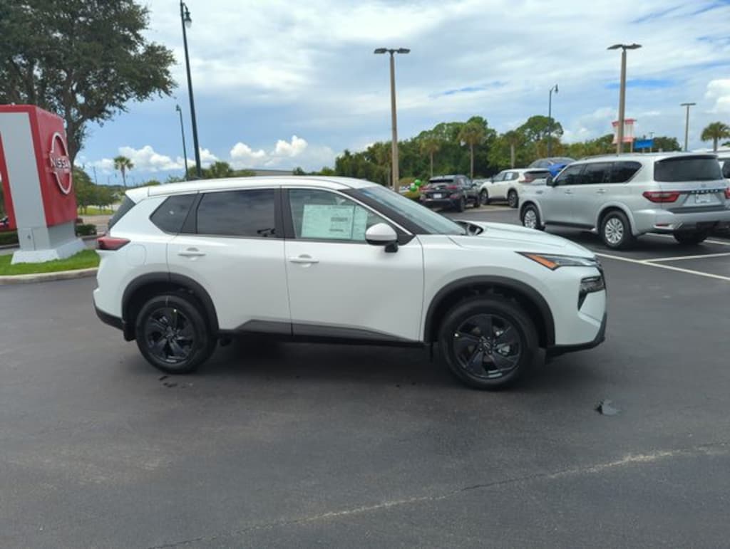 New 2026 Nissan Rogue SV SUV
