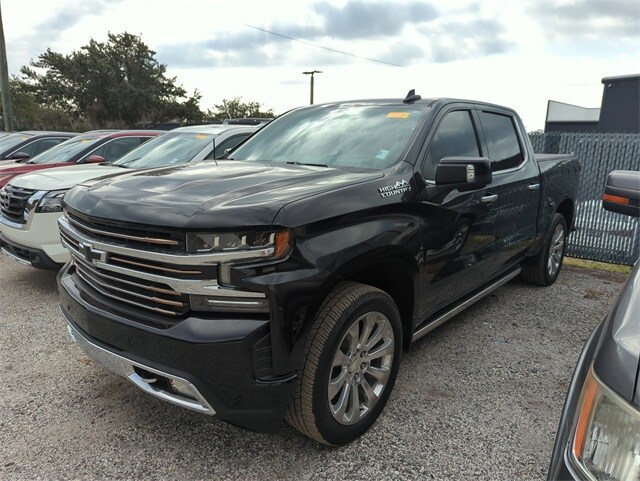 2022 Chevrolet Silverado 1500 High Country photo 2