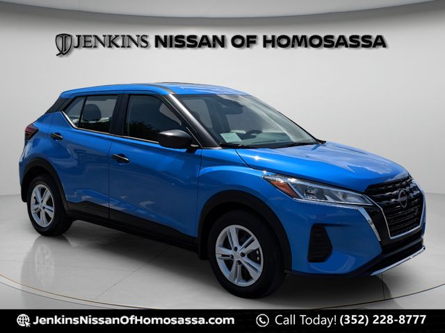 2025 Nissan KICKS PLAY Base - Photo 11