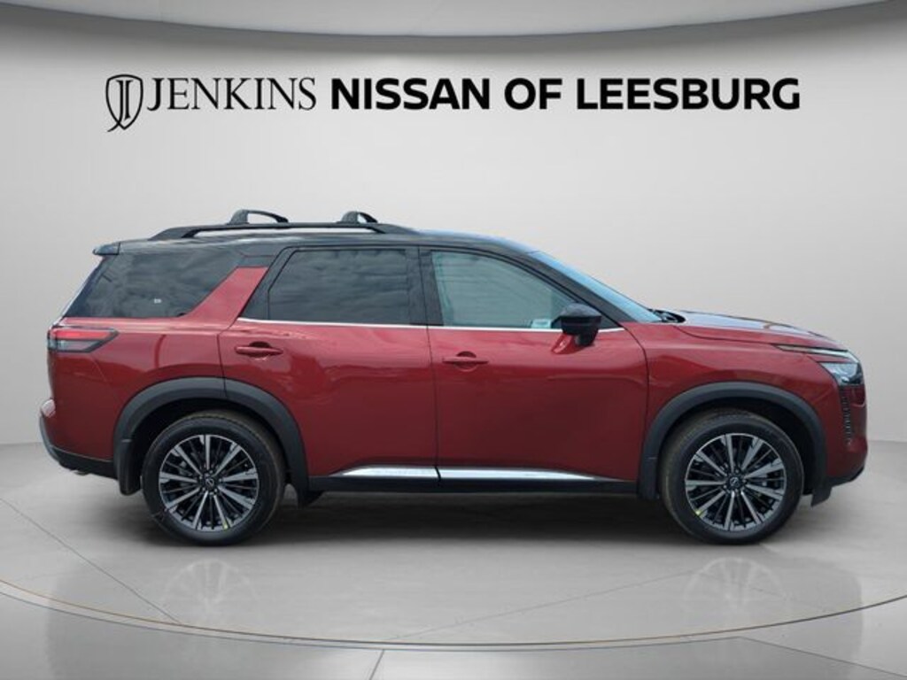 New 2026 Nissan Pathfinder Platinum SUV