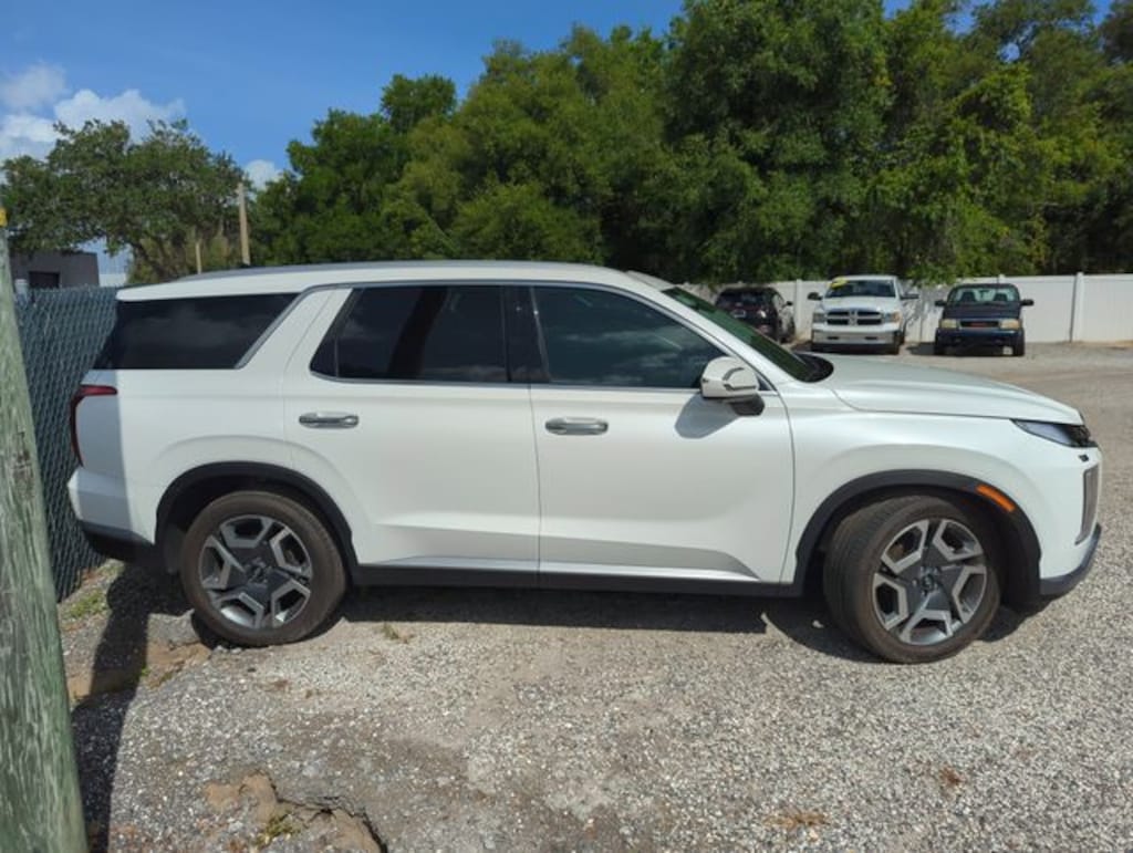 Used 2025 Hyundai Palisade SEL Premium SUV