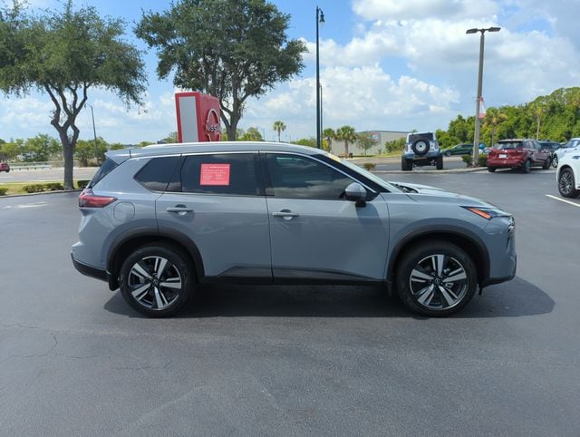 2024 Nissan Rogue SL - Photo 3