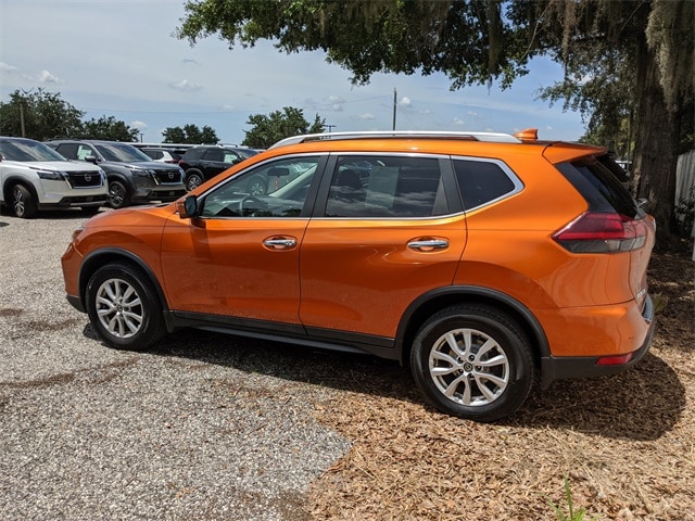 Certified 2018 Nissan Rogue SV with VIN 5N1AT2MV0JC821740 for sale in Leesburg, FL