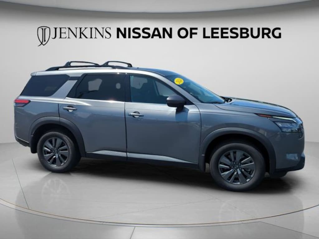 Certified 2024 Nissan Pathfinder SV SUV