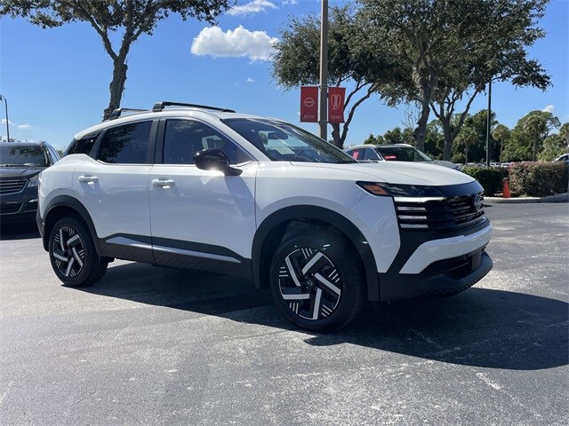 2026 Nissan Kicks SV photo 2