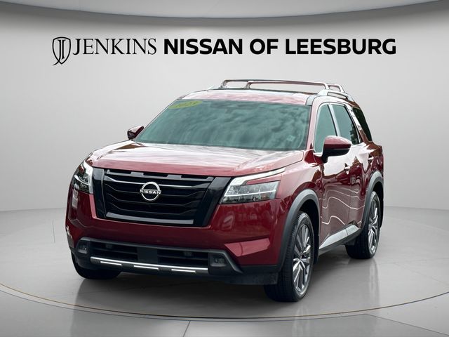2023 Nissan Pathfinder SL - Photo 11