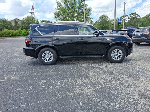 2023 Nissan Armada SV photo 2