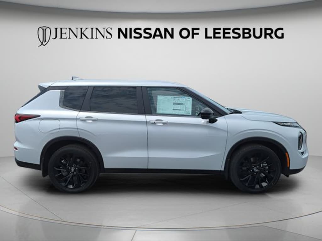 New 2026 Nissan Rogue Plug-In Hybrid SL SUV