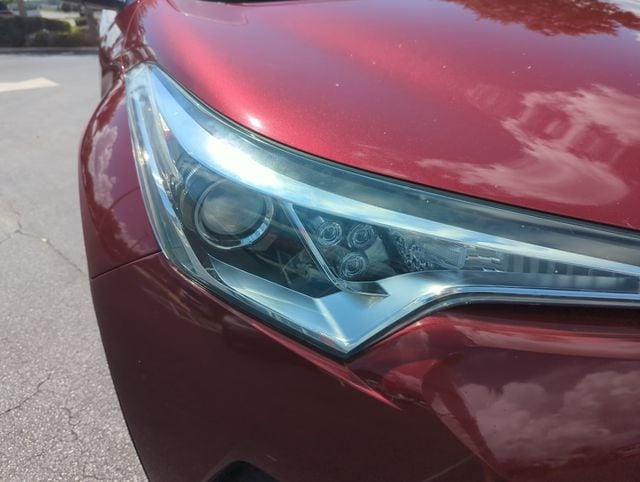 2018 Toyota C-HR XLE Premium - Photo 17