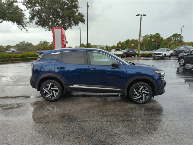 2026 Nissan Kicks SV photo 3