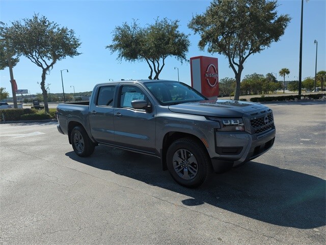 2026 Nissan Frontier SV photo 2