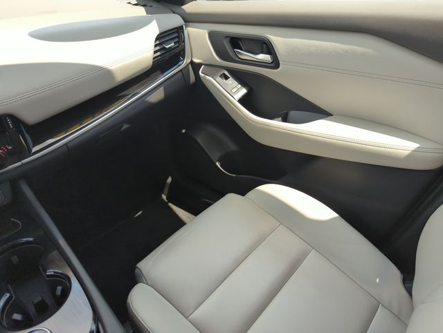 2024 Nissan Rogue SL - Photo 29