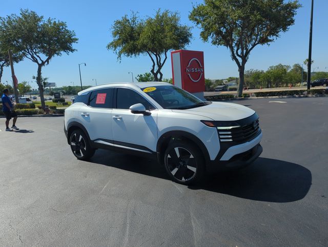 2025 Nissan Kicks 2.0 SR's photo