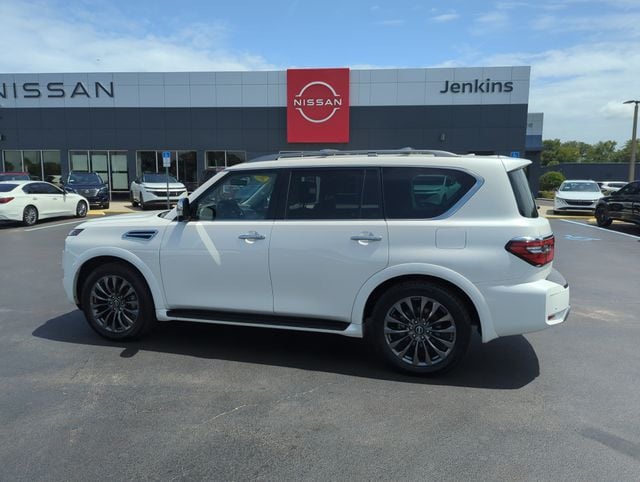 2023 Nissan Armada Platinum - Photo 10