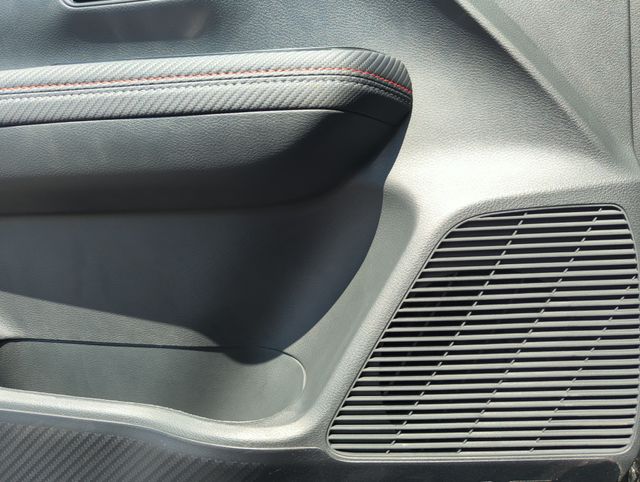 2025 Nissan Kicks SR - Photo 31