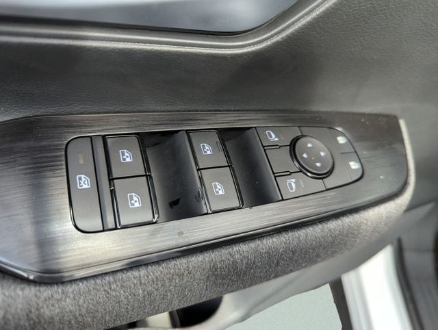 2026 Nissan KICKS SV - Photo 26