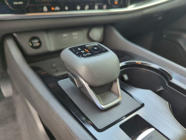 2024 Nissan Rogue SL - Photo 42