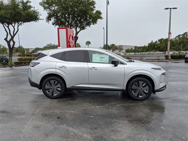 2025 Nissan Murano SL photo 3
