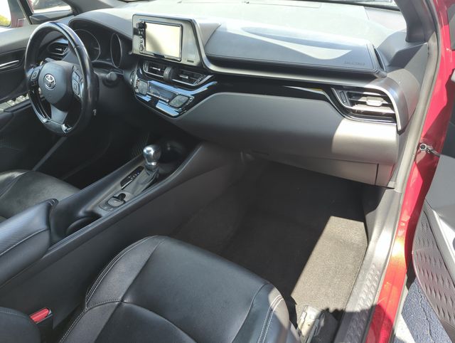 2018 Toyota C-HR XLE Premium - Photo 21