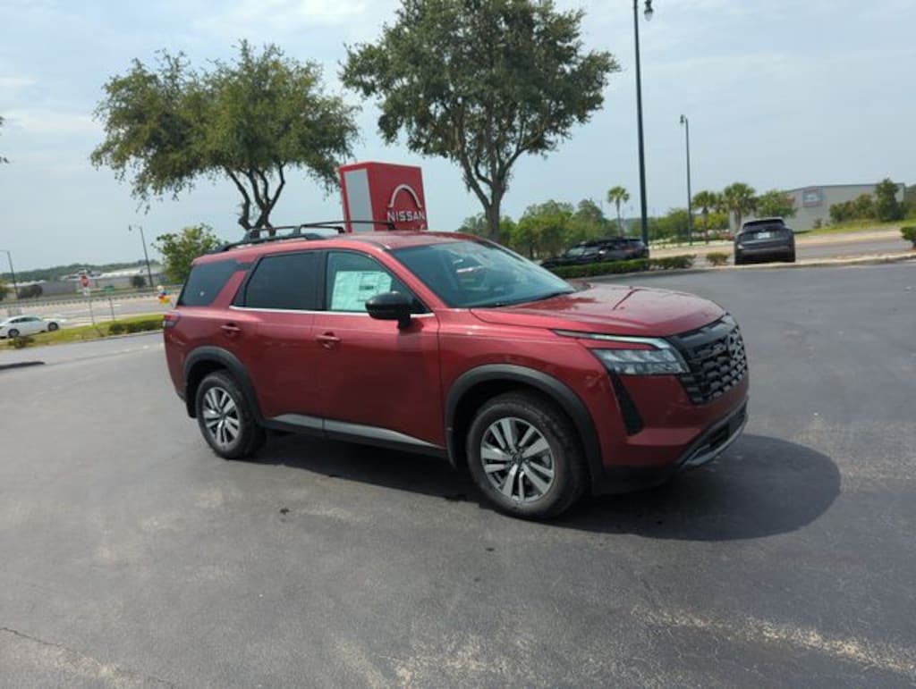 New 2026 Nissan Pathfinder SL SUV