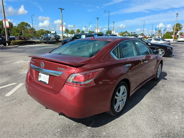 2013 Nissan Altima 3.5 SL photo 3