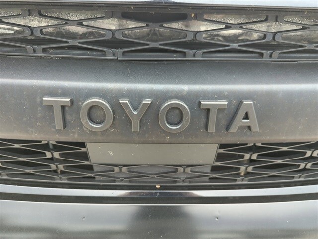 2021 Toyota 4Runner Venture Special Edition photo 3