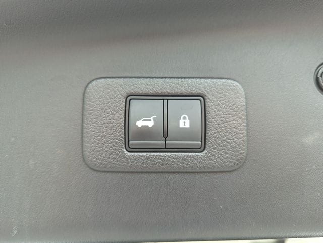 2023 Nissan Armada Platinum - Photo 21