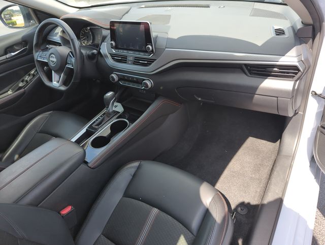2024 Nissan Altima SR - Photo 22