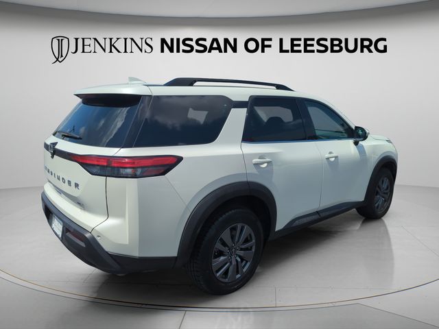 2024 Nissan Pathfinder SV - Photo 6