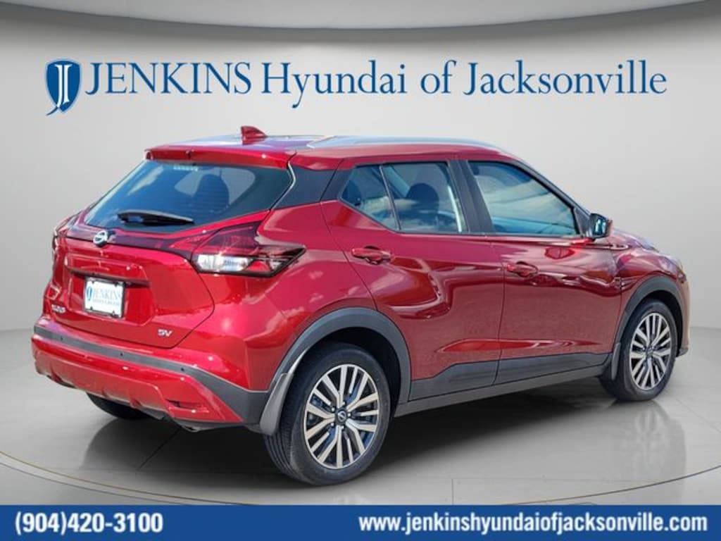 Used 2023 Nissan Kicks SV SUV