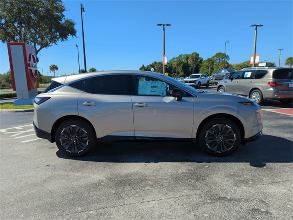 New 2026 Nissan Murano Platinum SUV