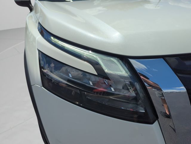 2024 Nissan Pathfinder SV - Photo 17