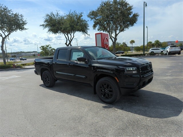 2026 Nissan Frontier SV photo 2