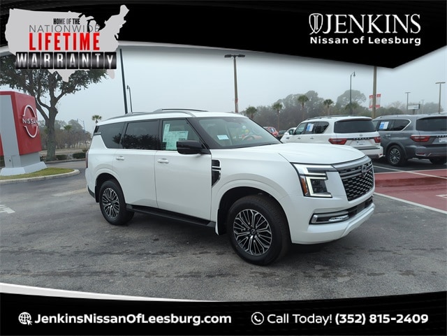 2026 Nissan Armada Platinum's photo