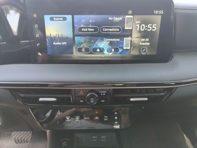 2025 Nissan Kicks SR - Photo 34